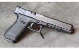 Glock ~ Model 40 ~ 10mm - 3 of 5