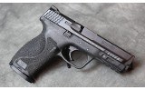 Smith and Wesson ~ M&P 9 ~ 9mm - 3 of 5