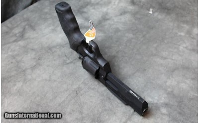 Taurus ~ Raging Bull ~ .44 Mag - Image 4 of 4