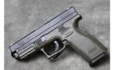 Springfield Armory ~ XD-40 ~ .40 S&W - 2 of 5