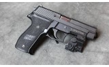 Sig Sauer ~ P226 ~ .40 S&W - 1 of 3