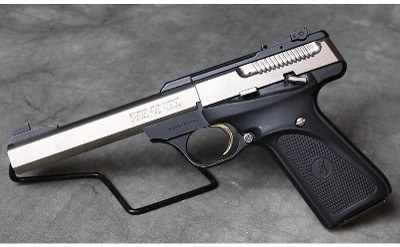 Browning ~ Buck Mark ~ .22LR
