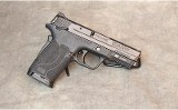 Smith & Wesson ~ M&P 9 Shield - 2 of 4
