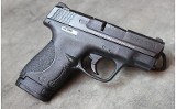 Smith and Wesson ~ M&P 40 ~ .40 S&W