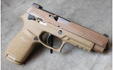 Sig Sauer ~ M17 ~ 9mm - 3 of 5