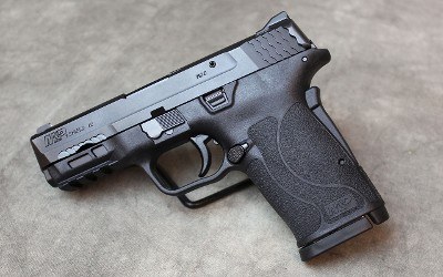 Smith and Wesson ~ M&P 9 ~ 9mm