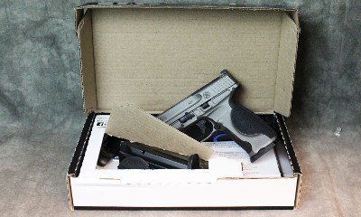 Smith and Wesson ~ M&P9 Metal 2.0 ~ 9mm