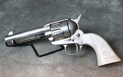 Uberti ~ Cattleman ~ .45 LC