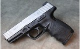Smith and Wesson ~ SD 40 VE ~ .40 S&W - 2 of 5
