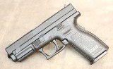 Springfield Armory ~ XD-40 ~ .40 - Image 1 of 4