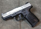 Smith & Wesson ~ SD40 2.0 ~ .40 - 1 of 4