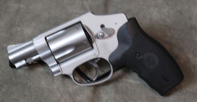 Smith & Wesson ~ Airweight ~ .38 - Image 1 of 4