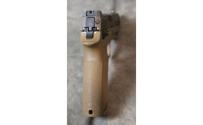 Sig Sauer ~ P320 M17 ~ 9mm - Image 3 of 4
