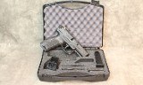 HK ~ VP 40 ~ 40 S&W - 1 of 5