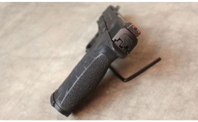 Smith and Wesson ~ M&P 9 PC ~ 9mm - Image 3 of 4