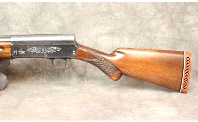 Browning ~ None ~ 12 Gauge - Image 3 of 8