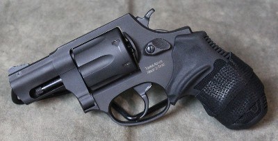 Taurus ~ 856 ~ .38 - Image 1 of 4