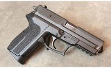Sig Sauer ~ SP2022 ~ .40 S&W - Image 2 of 4
