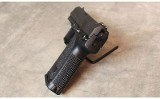 HK ~ USP ~ .40 S&W - 3 of 4
