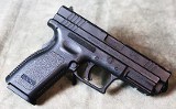 Springfield Armory ~ XD-40 ~ .40 - 2 of 4