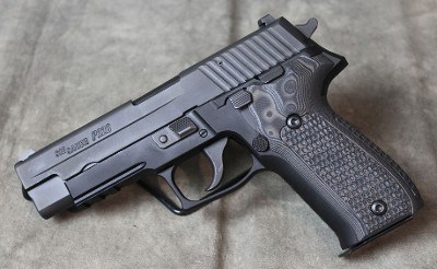 Sig Sauer ~ P226 ~ .40 - Image 1 of 4