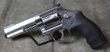 Smith & Wesson ~ 686-6 ~ .357 - 1 of 4