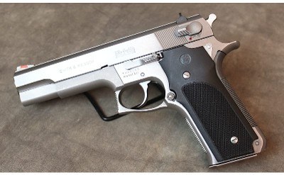 Smith and Wesson ~ 645 ~ .45 Auto - Image 2 of 5