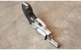 Smith and Wesson ~ 638-3 Airweight ~ .38 S&W Spl - 4 of 4