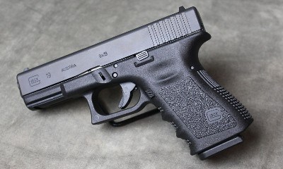 Glock ~ 19 ~ 9mm - Image 1 of 4