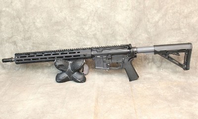 Knights Mfg. Co. ~ SR-15 Mod 2 ~ .223/5.56 - Image 1 of 8