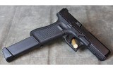 Glock ~ 17 Gen 5 ~ 9mm - Image 2 of 4