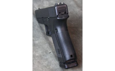 Glock ~ 19 Gen 4 ~ 9mm - Image 3 of 4