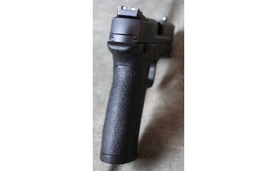 Smith & Wesson ~ M&P 22 Compact ~ .22 - Image 3 of 4