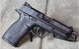 Smith & Wesson ~ M&P 22 Compact ~ .22 - Image 2 of 4