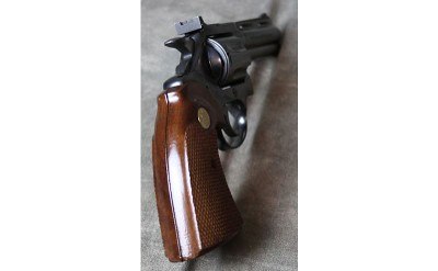 Colt ~ Diamondback ~ .22 - Image 3 of 4