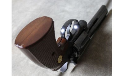 Colt ~ Diamondback ~ .22 - Image 4 of 4