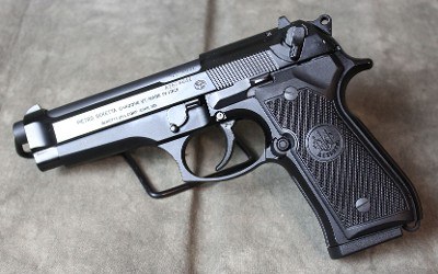 Beretta ~ 92FS ~ 9mm - Image 1 of 4