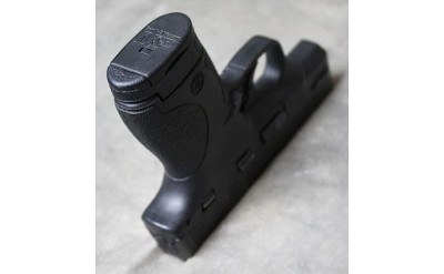 Smith & Wesson ~ M&P 40 Shield ~ .40 - Image 8 of 8