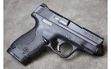 Smith & Wesson ~ M&P 40 Shield ~ .40 - Image 4 of 8