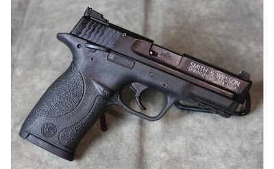 Smith & Wesson ~ M&P 22 Compact ~ .22 - Image 2 of 4