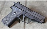 Sig Sauer ~ M11-A1 ~ 9mm - Image 2 of 4