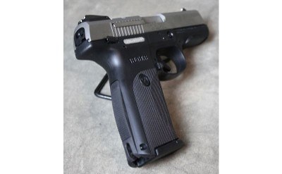 Ruger ~ SR9 ~ 9mm - Image 3 of 4