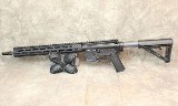 Knights Mfg. Co. ~ SR-15 Mod 2 ~ .223/5.56 - Image 1 of 8