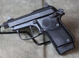 Beretta ~ 30X Tomcat ~ .32 - Image 1 of 4