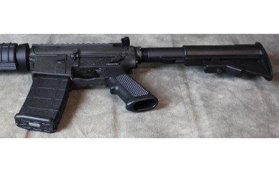 Bushmaster ~ Carbon 15 ~ .223/5.56 - Image 5 of 8