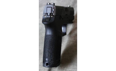 Sig Sauer ~ P320 ~ 9mm - Image 3 of 4