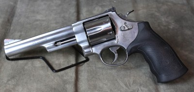 Smith & Wesson ~ 629-6 ~ .44 - Image 1 of 4