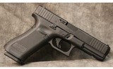 Glock ~ 17 GEN5 ~ 9mm - 1 of 2