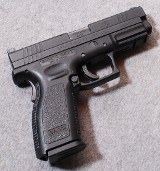 Springfield Armory ~ XD-40 ~ .40 S&W