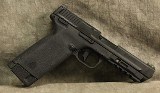 Smith & Wesson ~ M&P22 Magnum ~ .22 Magnum - 1 of 2